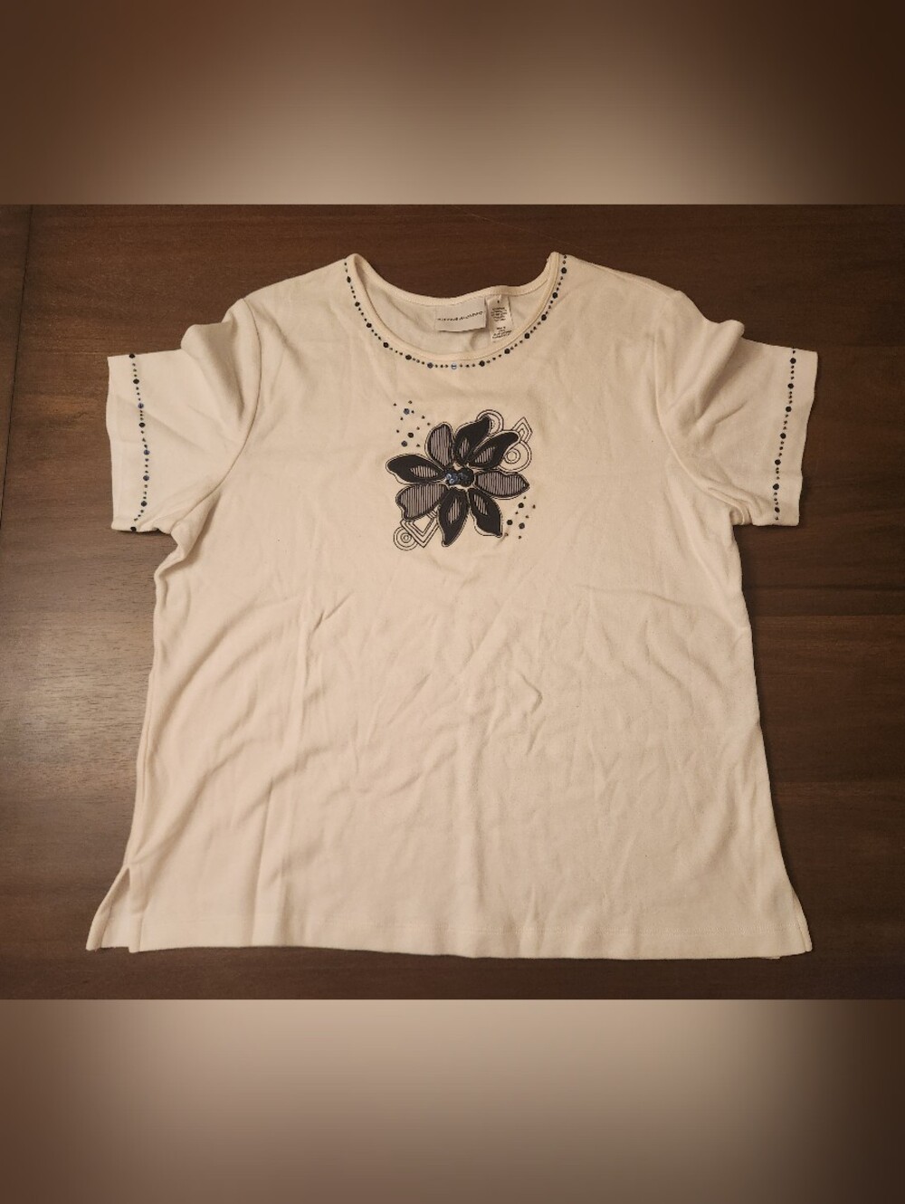 Alfred Dunner Cream Short-Sleeve Tee with Black Floral Accent